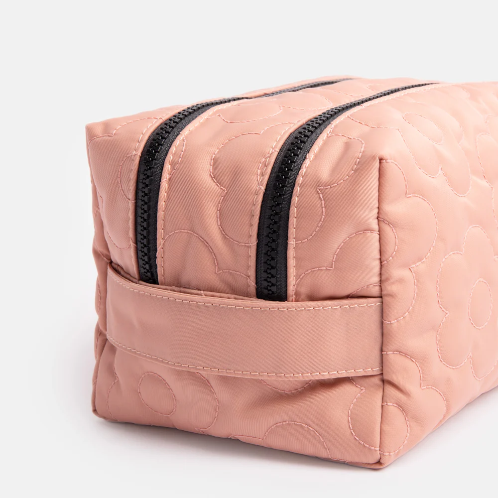 Pink Flower Quilt Large Travel Wash Bag - Image 3